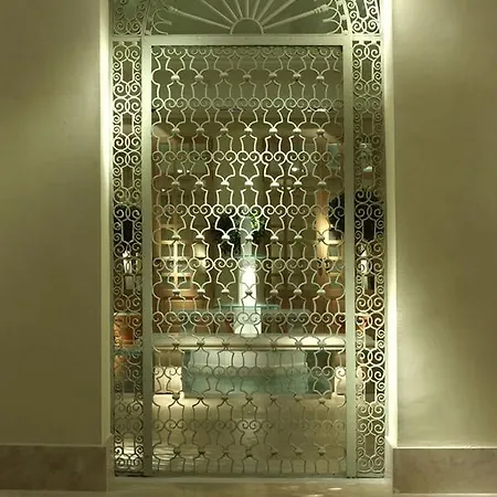 Oniria Hotell 4*