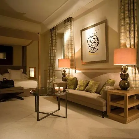 Oniria Hotell 4*