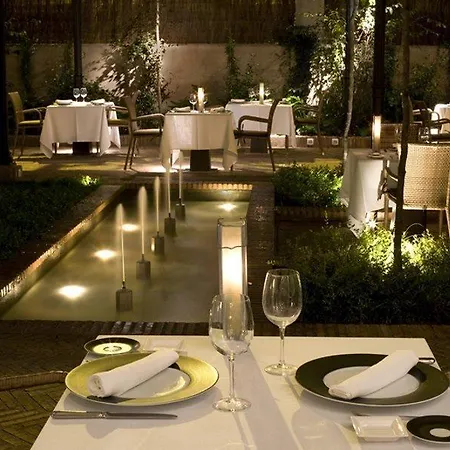 Oniria Hotell 4*